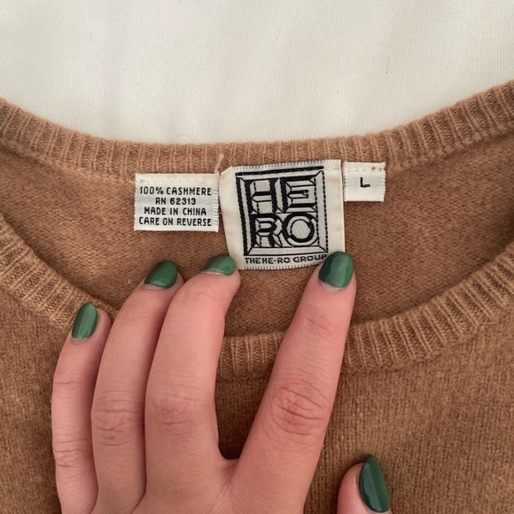 Vintage Cashmere Sweater - Picture 2 of 2